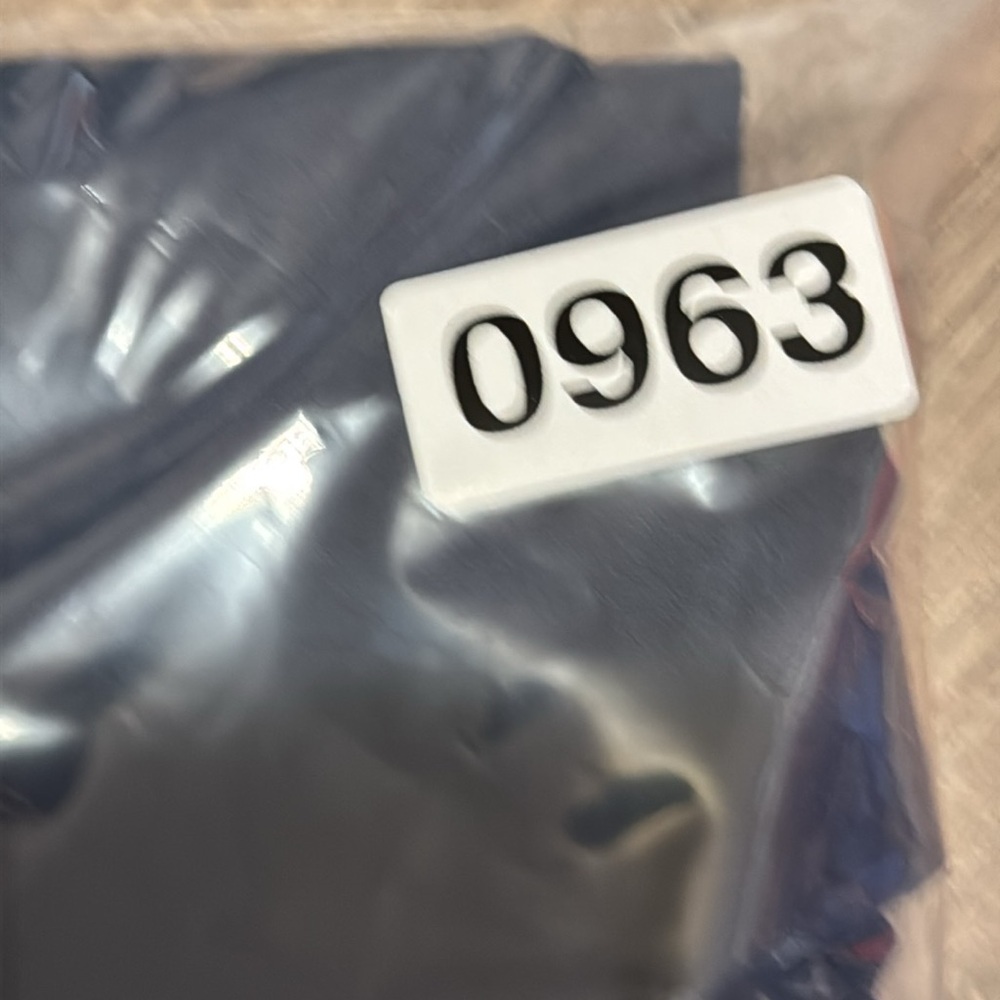 Banana Republic pants women’s size 8 Dark Blue Pants cropped length straight leg - Picture 12 of 12